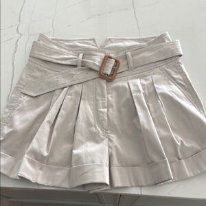 Burberry Cream Pleated Women's Shorts